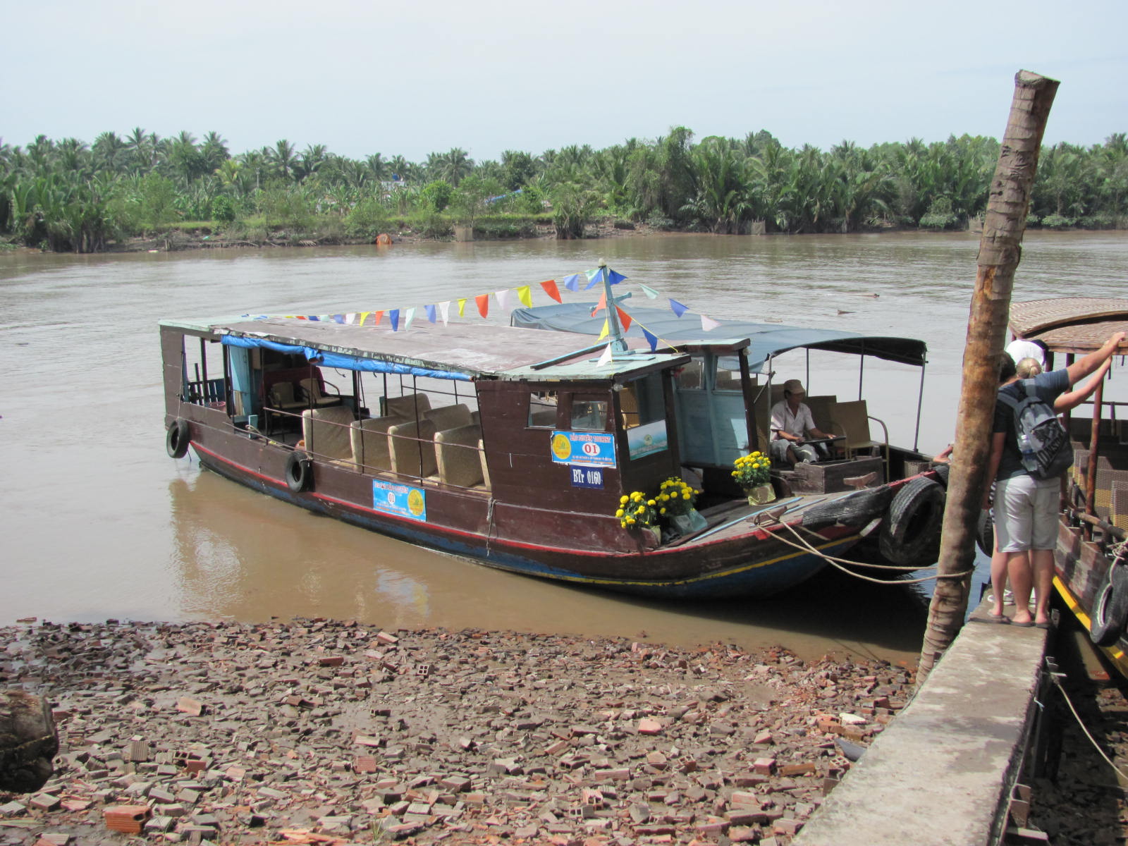 MekongBoat.JPG